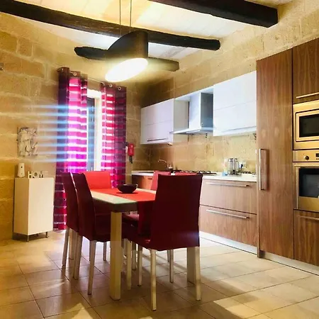 Tatil Evi Authentic House Of Character Birgu