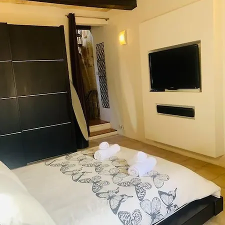 Authentic House Of Character Tatil Evi *